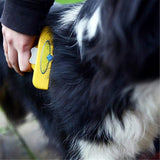 "Floh- und Nissenkamm für Hunde und Katzen" could be rewritten as "Hunde- und Katzenkamm gegen Flöhe und Nissen".