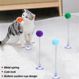 Federball mit Saugnapf – Interaktives Spielzeug für Katzen