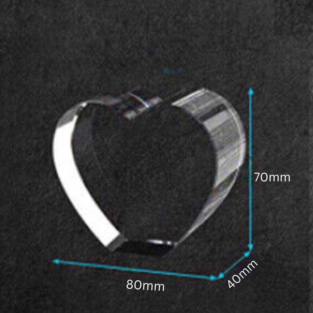 Individuell gestaltete 2D/3D Kristall Erinnerung mit Herzform und Lasergravur